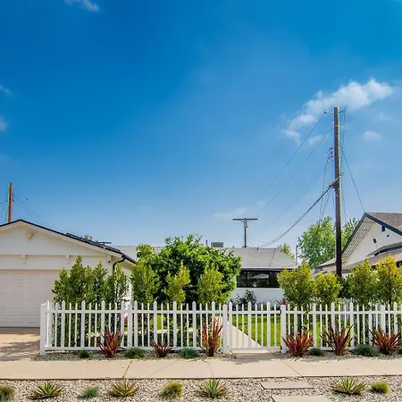 Beautiful Large Home + Pool Los Angeles Exterior photo